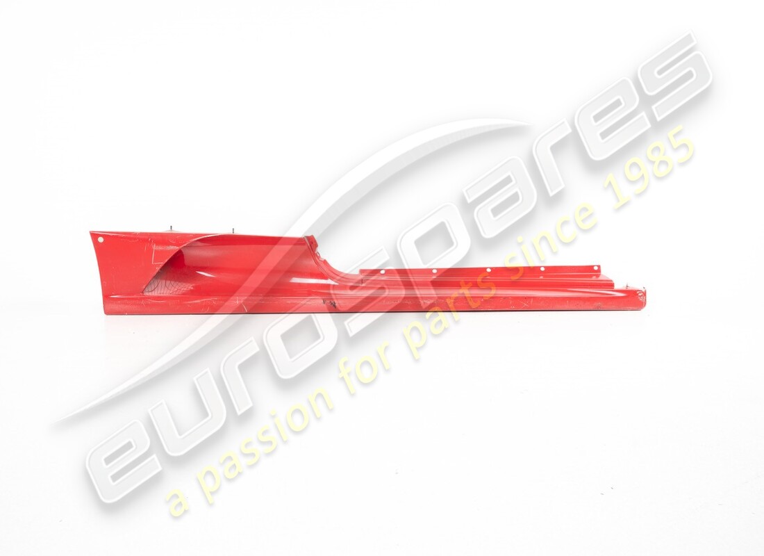 RIVESTIMENTO SOTTOPORTA DX USATO Ferrari . NUMERO PARTE 69831610 (1)