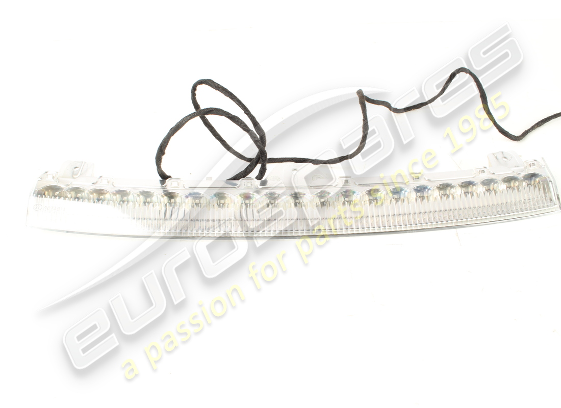 usato maserati luce stop aggiuntiva. numero parte 670001632 (2)