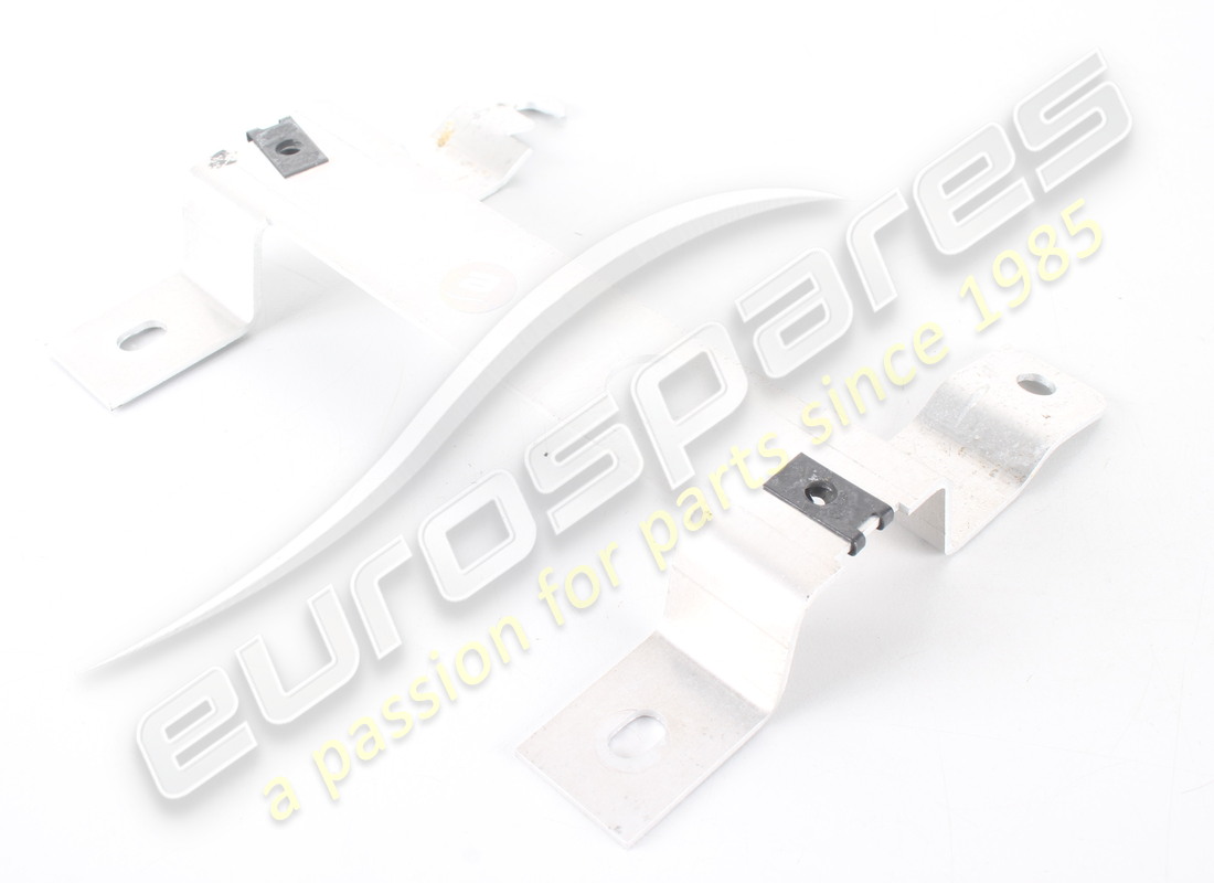 USATO ASTON MARTIN GRUPPO STAFFA, CONSOLE POSTERIORE. NUMERO PARTE 4G43672A42AA (1) usato aston martin gruppo staffa, console posteriore. numero parte 4g43672a42aa (1)