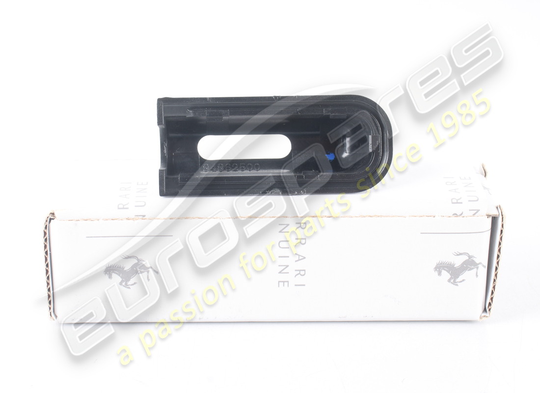 NUOVA TARGA FERRARI. NUMERO PARTE 84862500 (1) nuova targa ferrari. numero parte 84862500 (1)