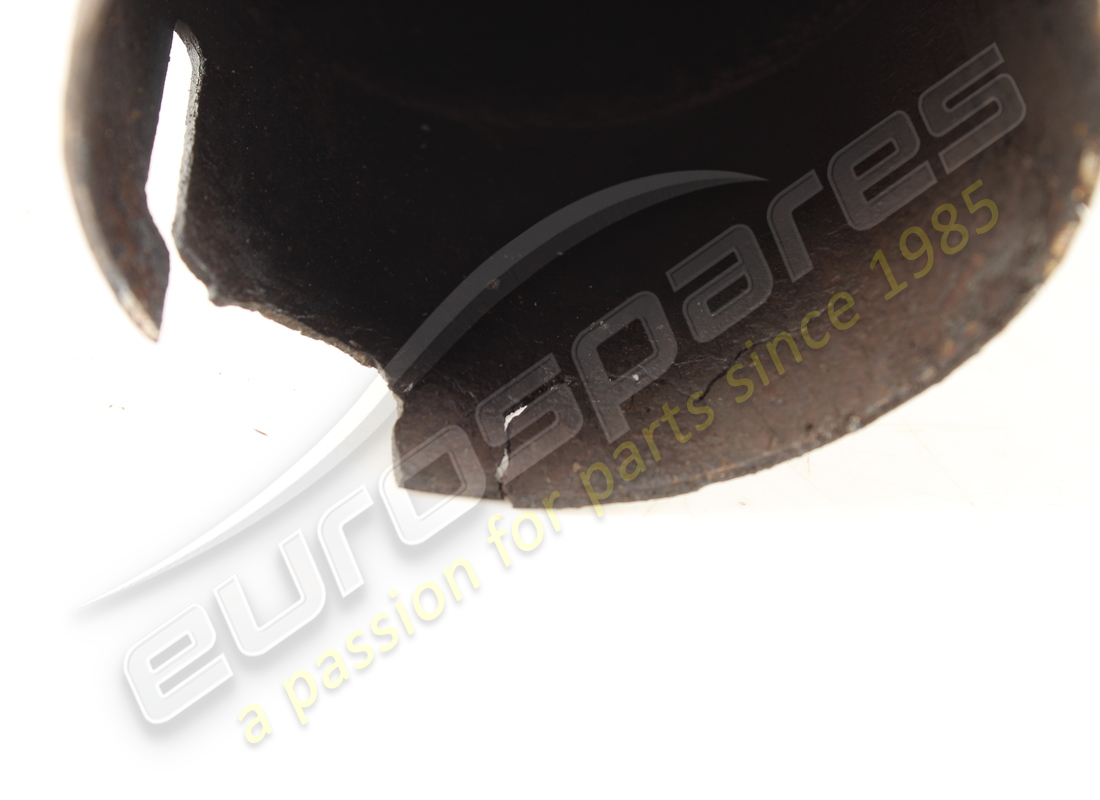 scarico intermedio posteriore destro usato maserati. numero parte 389000132 (4)