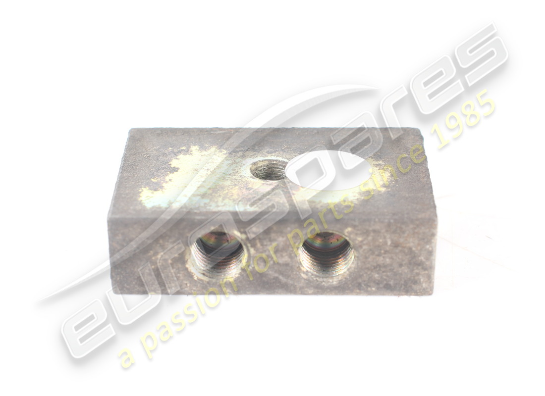 BLOCCO DI DIRAMAZIONE PER TUBI BUNDY USATO MASERATI. NUMERO PARTE 377400325 (4) blocco di diramazione per tubi bundy usato maserati. numero parte 377400325 (4)