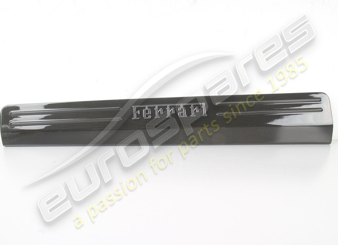nuova ferrari pedana destra. numero parte 85982400 (1)