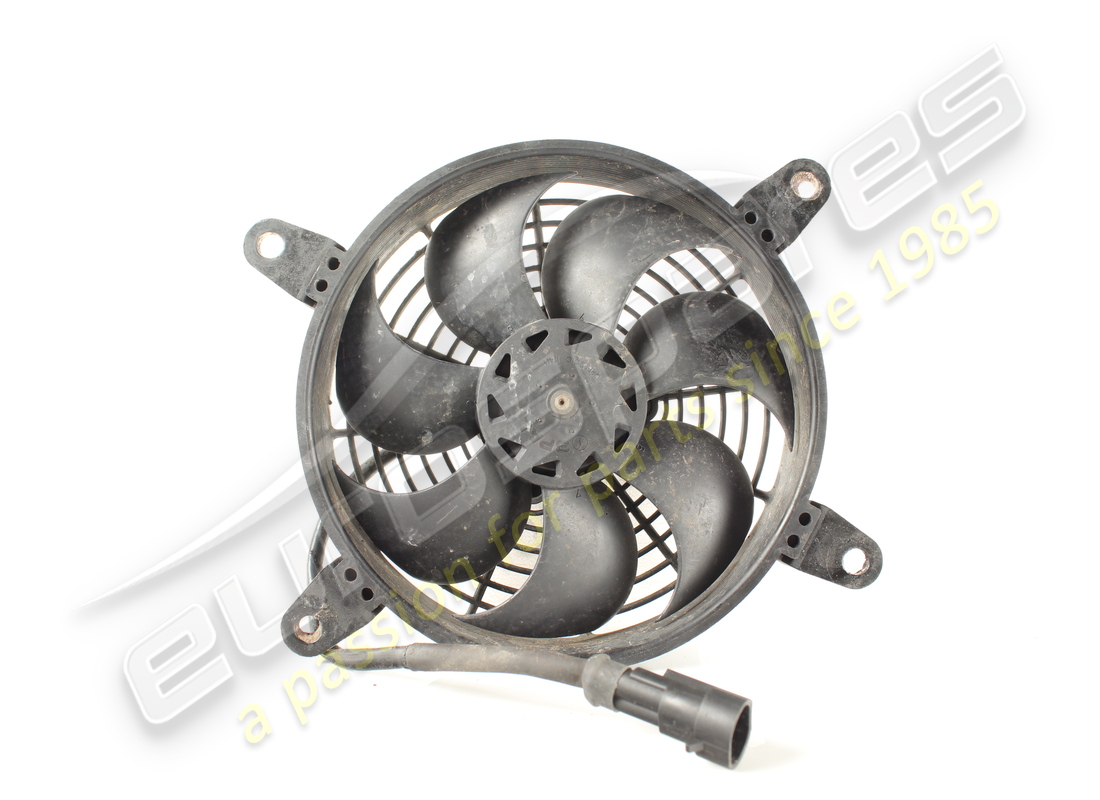 VENTILATORE ELETTRICO COMPLETO USATO Ferrari . NUMERO PARTE 277070 (1)