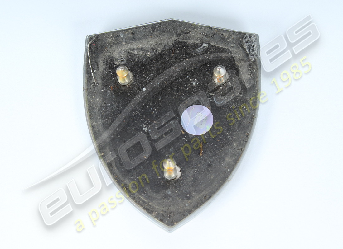 ferrari distintivo scudo squadra corse danneggiato. numero parte 88954300 (2)