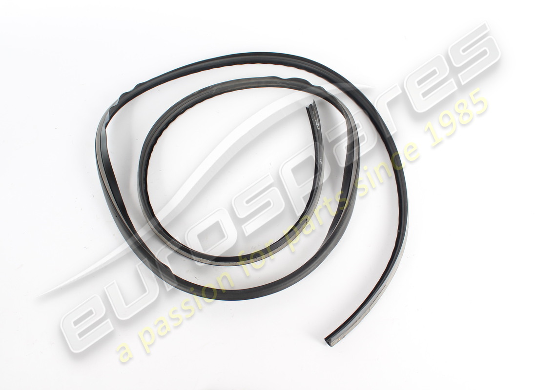 guarnizione lamborghini usata (adesiva). numero parte 4m8877401 (1)