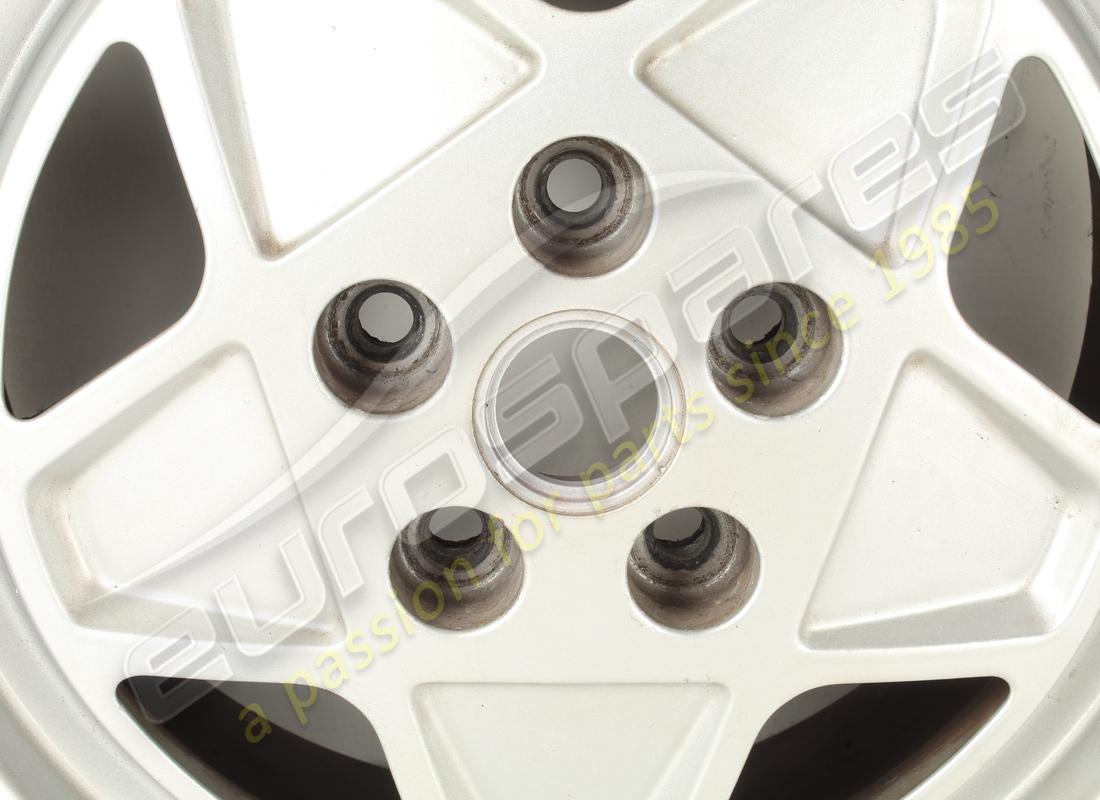 usato ferrari ruota anteriore 3.2 mqv. numero parte 127465 (3)