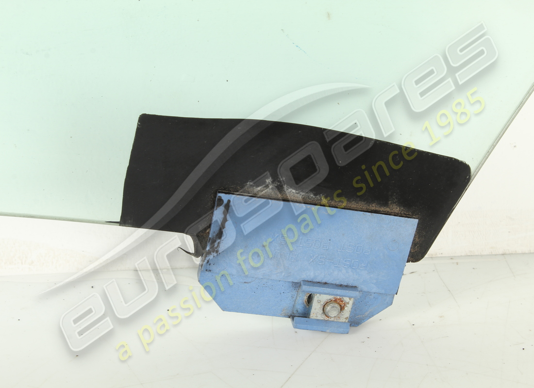 USED MASERATI LH REAR DOOR GLASS. PART NUMBER 66550100 (4) used maserati lh rear door glass. part number 66550100 (4)