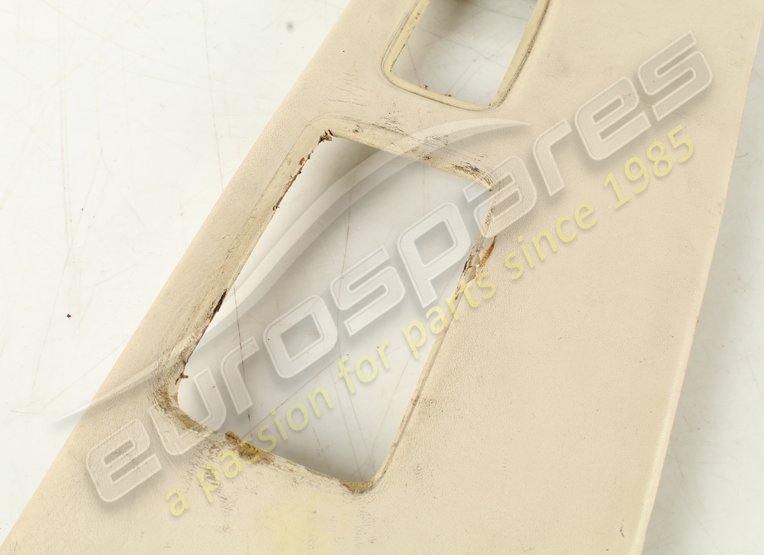 PANNELLO DESTRO USATO FERRARI NUMERO PARTE RHD 61926700 (4) pannello destro usato ferrari numero parte rhd 61926700 (4)