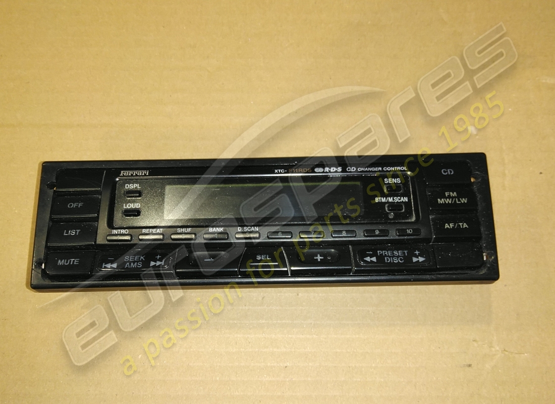 sintonizzatore radio/cd ferrari usato. numero parte 155712 (1)