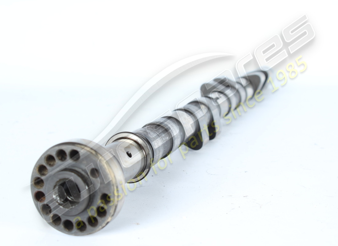 used ferrari complete rh exhaust cam shaft. part number 149376 (2)