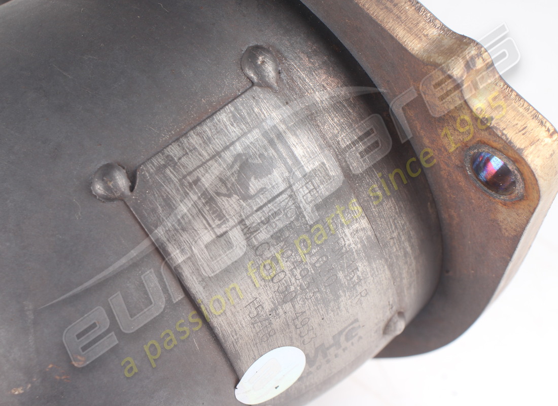 FERRARI COLLETTORE DI SCARICO DX COMPLETO USATO. NUMERO PARTE 281030 (3) ferrari collettore di scarico dx completo usato. numero parte 281030 (3)