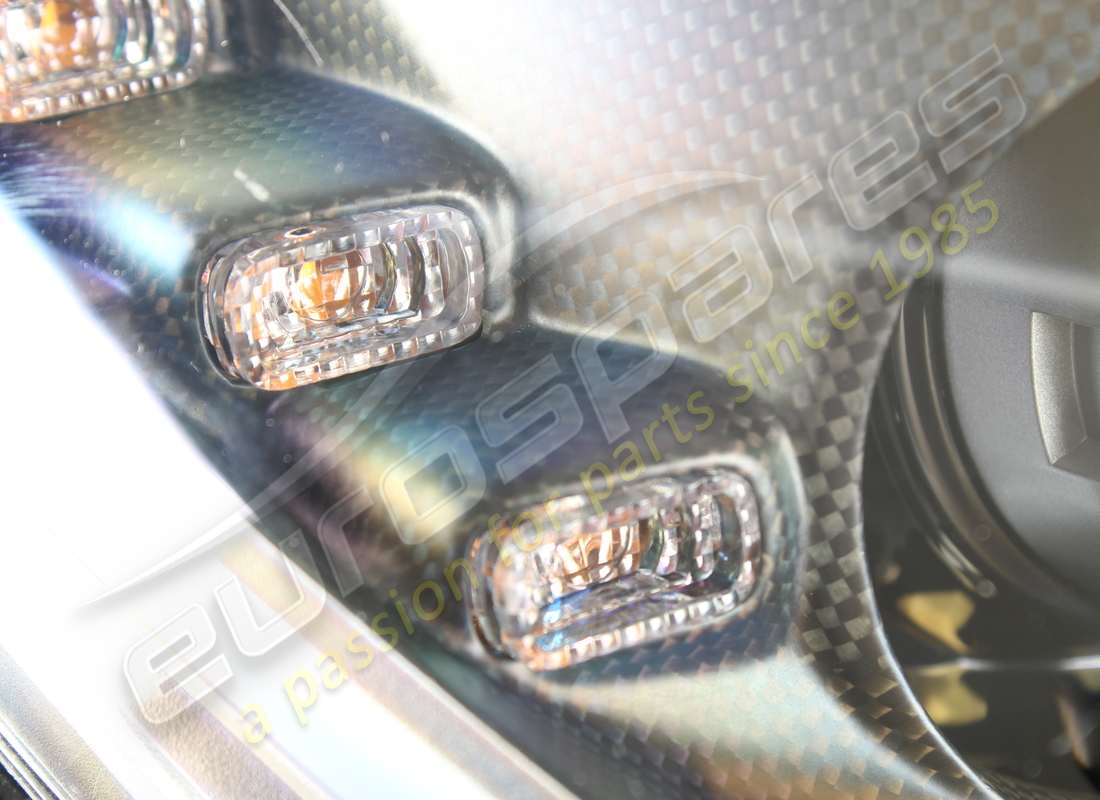 nuovo ferrari faro destro. numero parte 297800 (3)