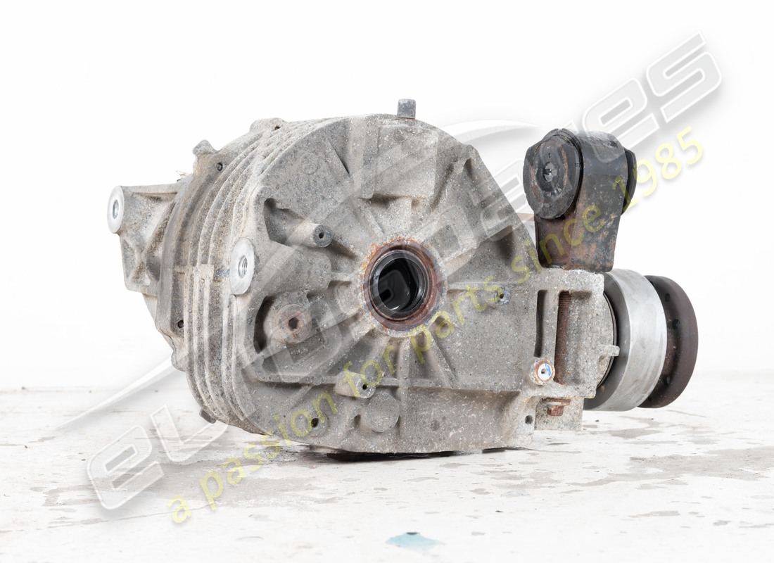 differenziale posteriore completo usato maserati (motore v6. numero parte 670009608 (2)