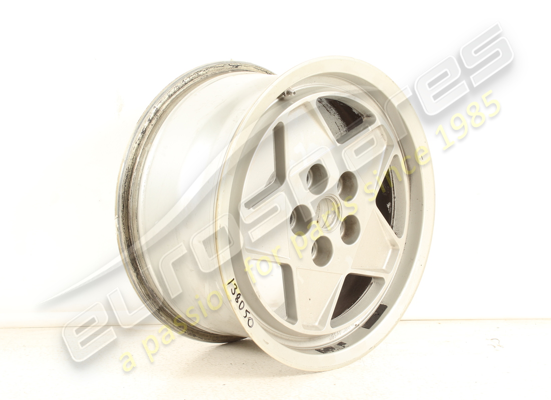 pneumatico anteriore usato ferrari cerchio speedline 8j x 16. numero parte 138050 (2)