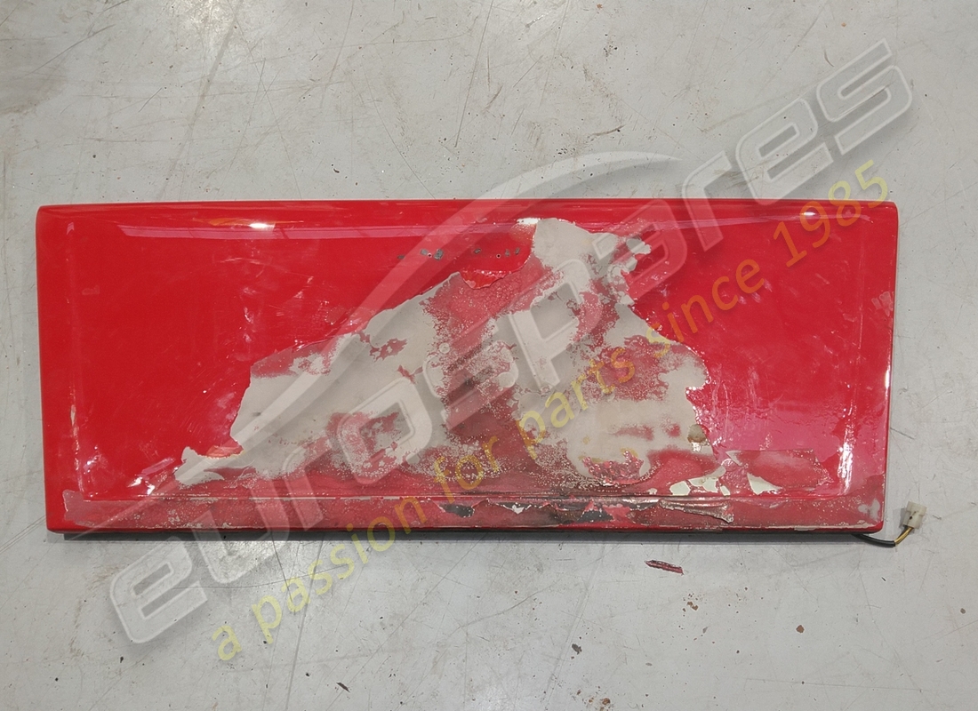 coperchio del bagagliaio posteriore ferrari danneggiato. numero parte 40364408 (1)