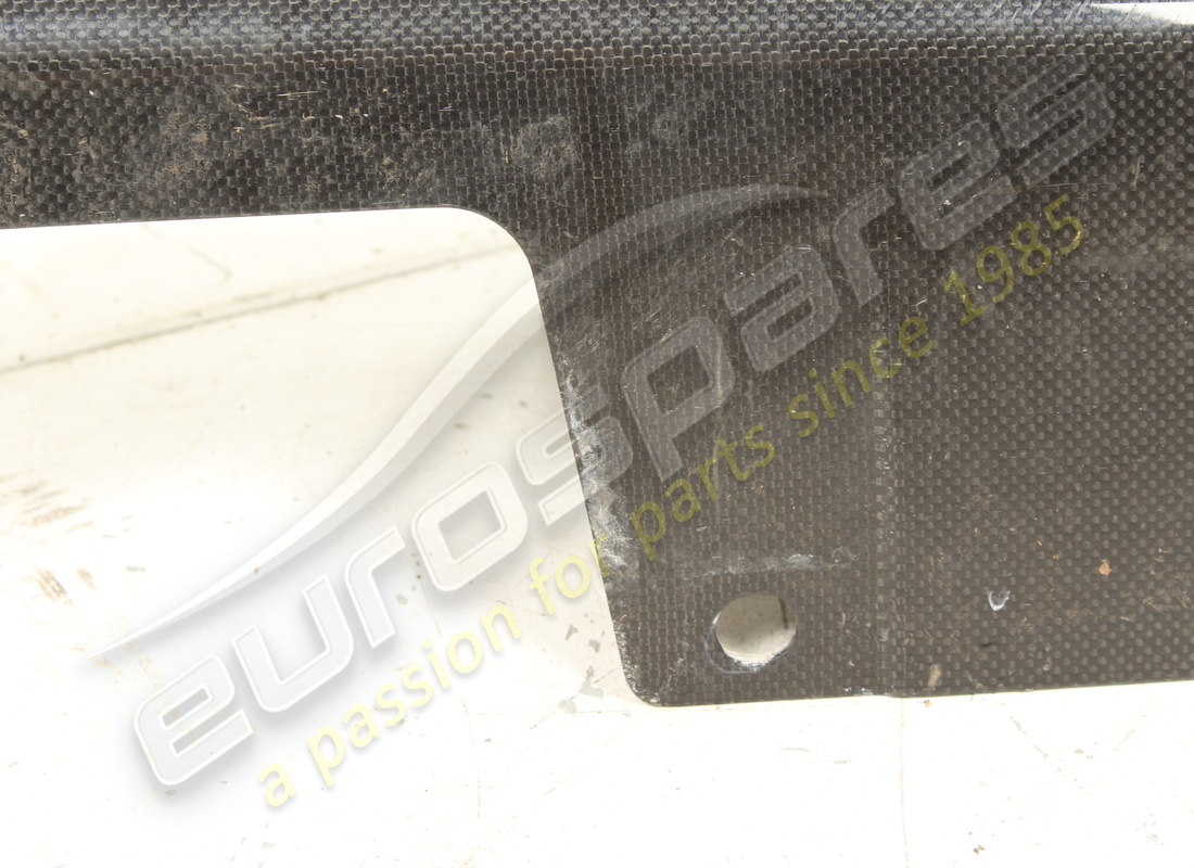 copertura soglia esterna sx completa ferrari danneggiata. numero parte 89130200 (3)