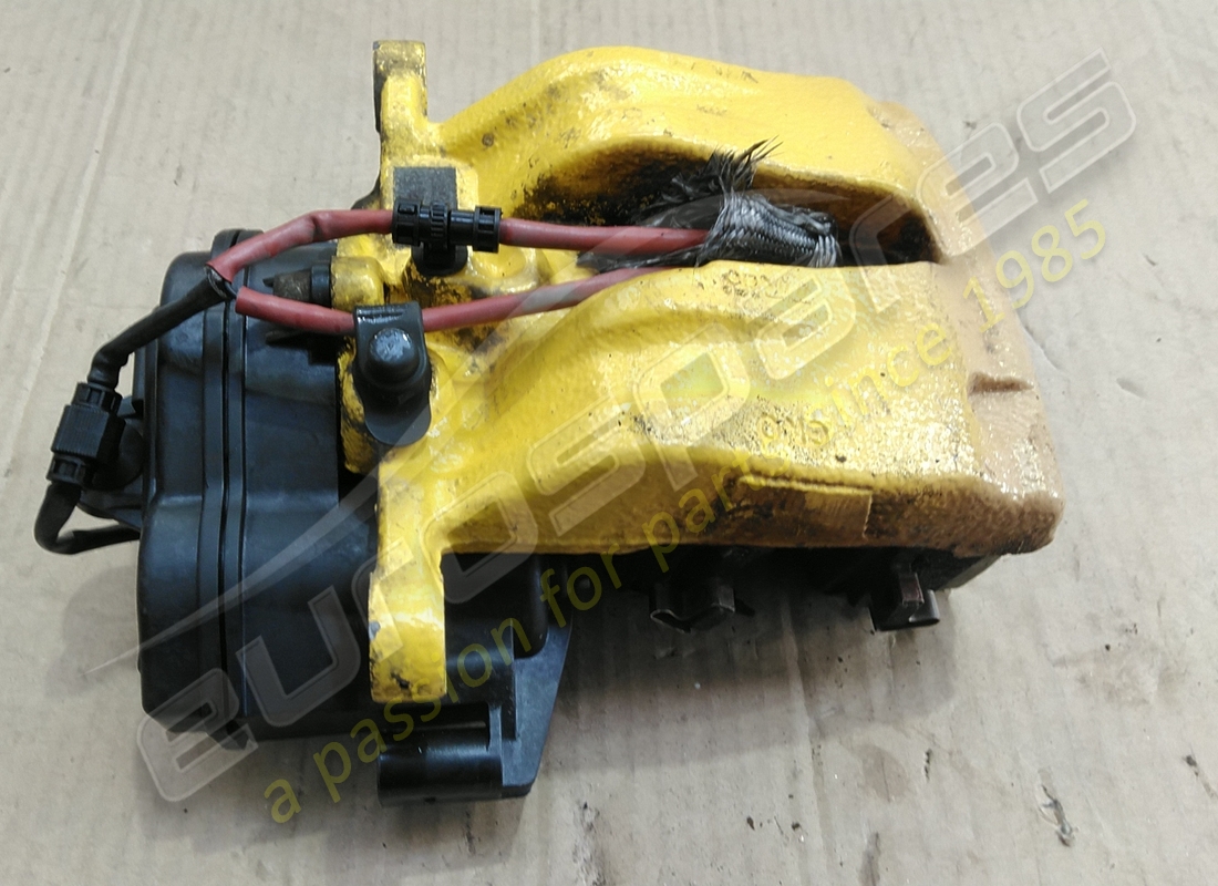 ALLOGGIO PISTONE Lamborghini USATO CON . NUMERO PARTE 4ML615404H (1)