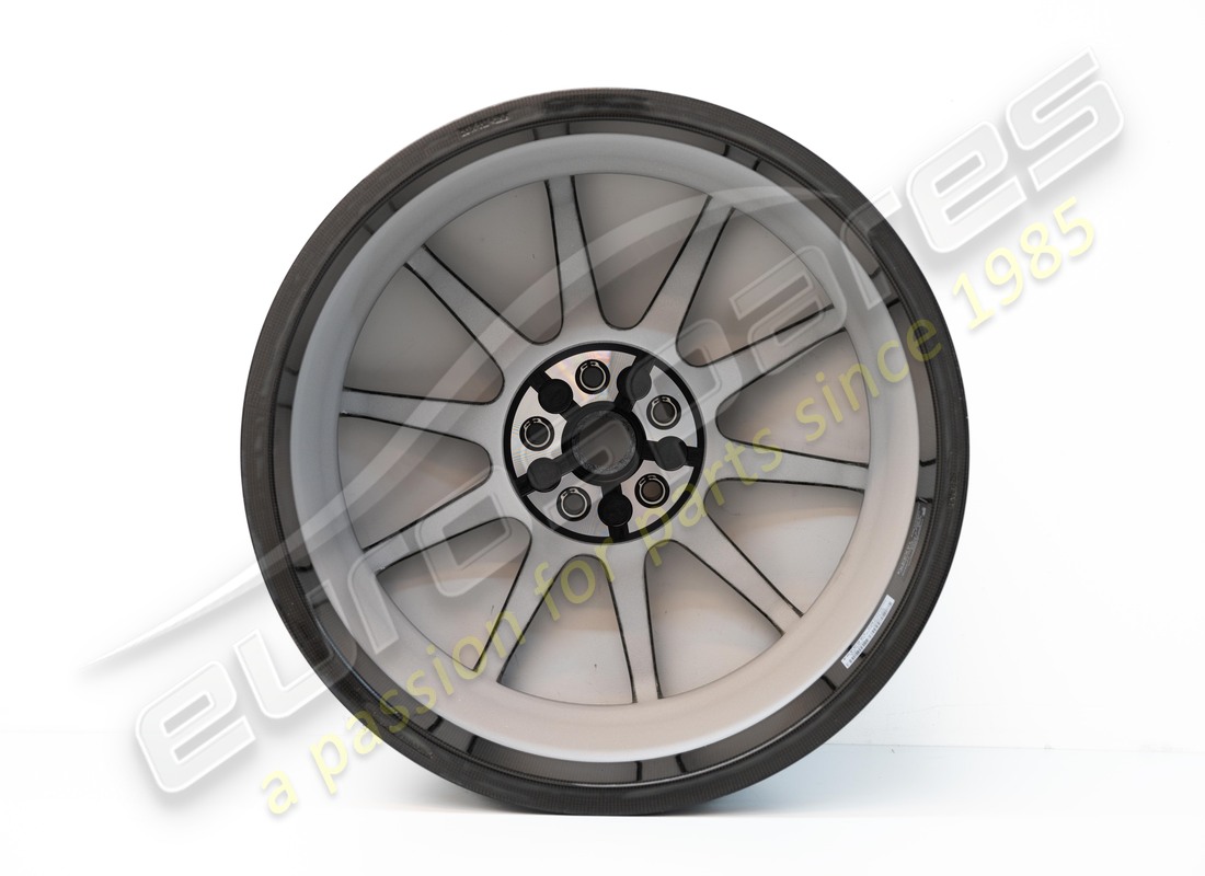 nuovo ferrari set in fibra di carbonio ruote + bulloni in titanio. numero parte 70005638 (5)