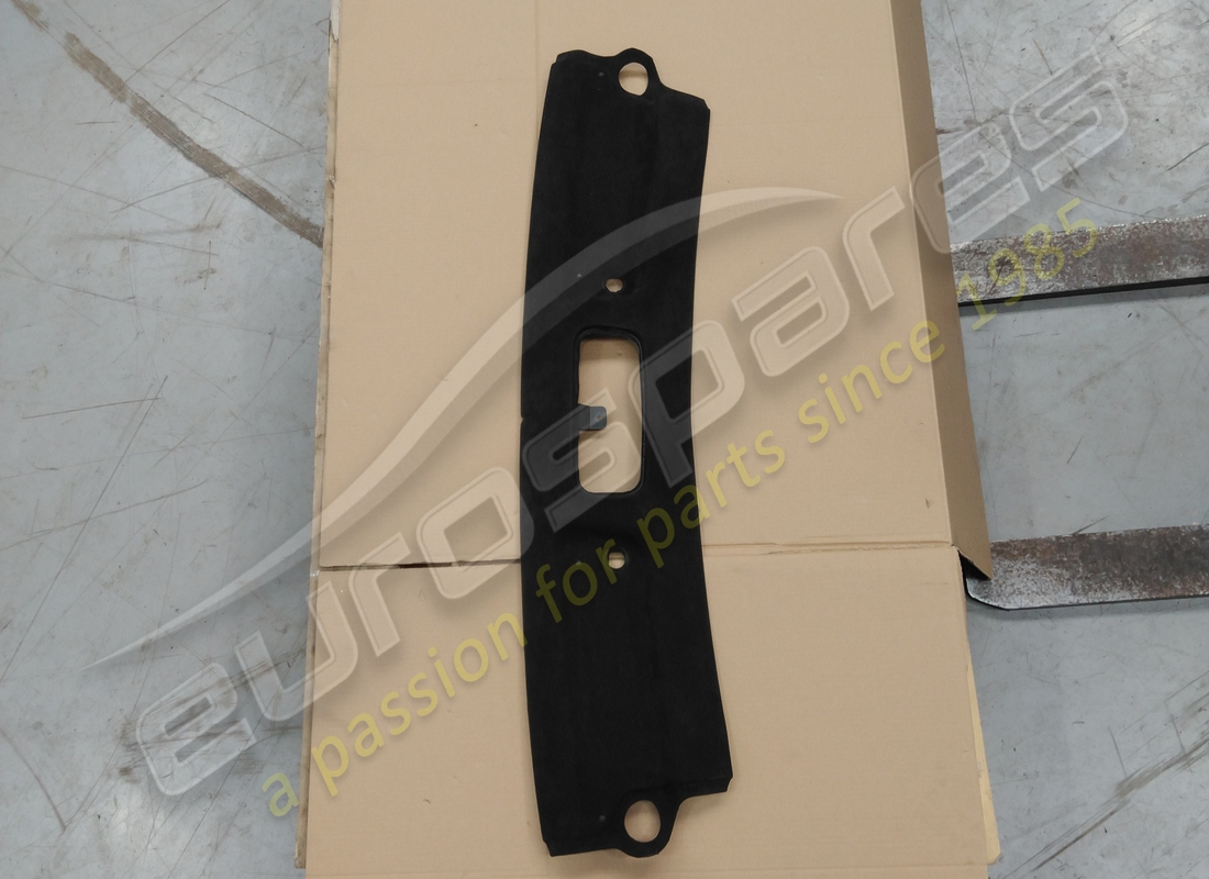 USATO Lamborghini PANNELLO DI RIVESTIMENTO,PARTE TETTO ANT. . NUMERO PARTE 476867512C (1)