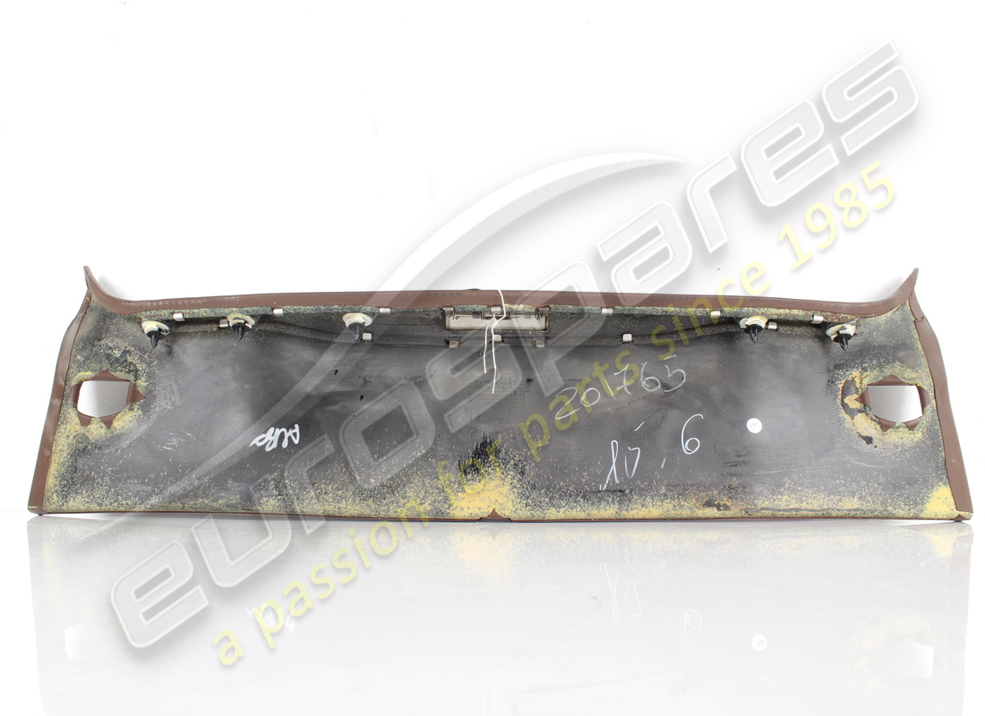 PROTEZIONE BATTITACCO VANO BAGAGLI USATA FERRARI. NUMERO PARTE 841118.. (4) protezione battitacco vano bagagli usata ferrari. numero parte 841118.. (4)