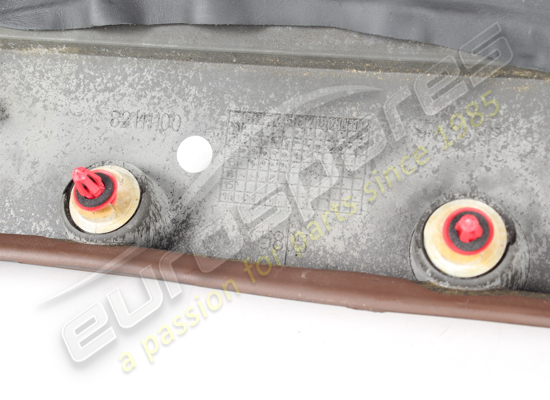 rivestimento portellone posteriore usato ferrari. numero parte 84113407 (4)