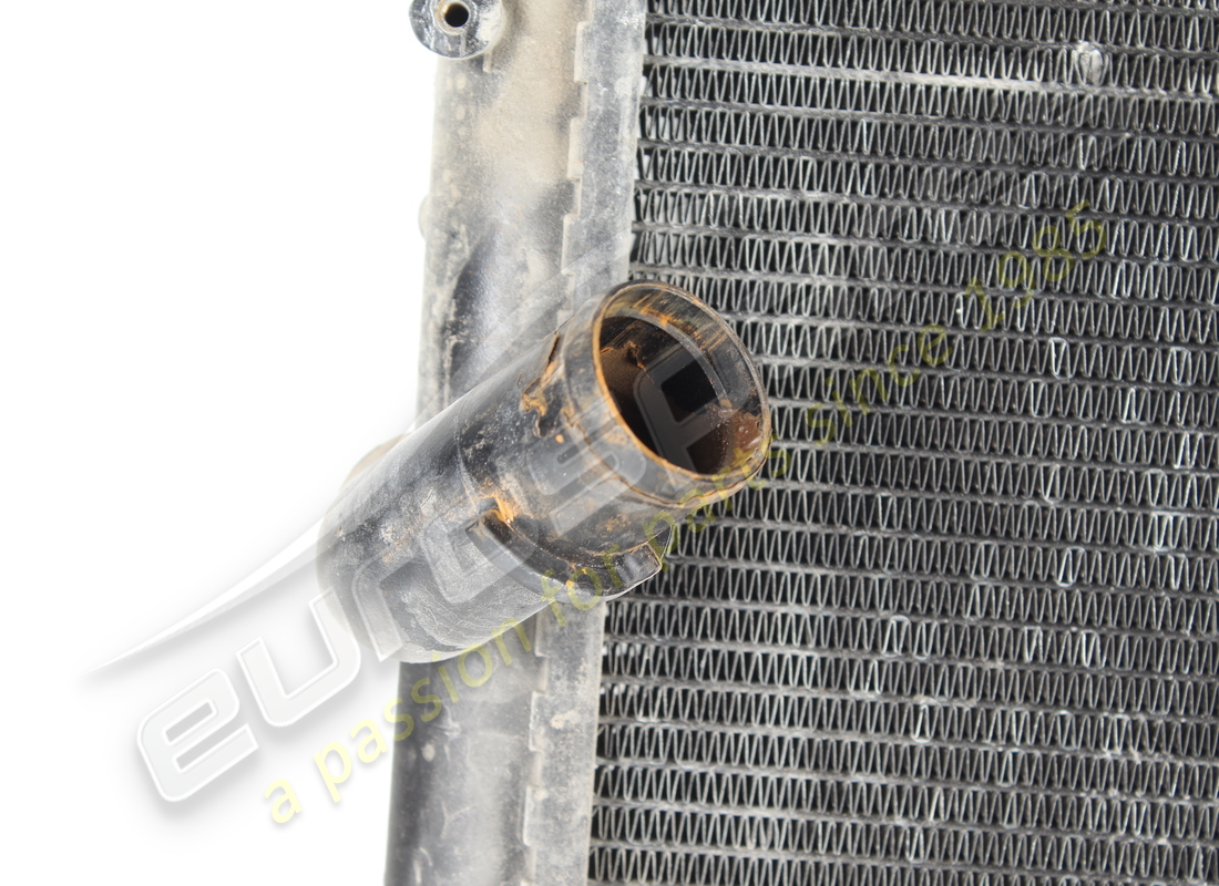 radiatore acqua motore usato ferrari. numero parte 333926 (4)