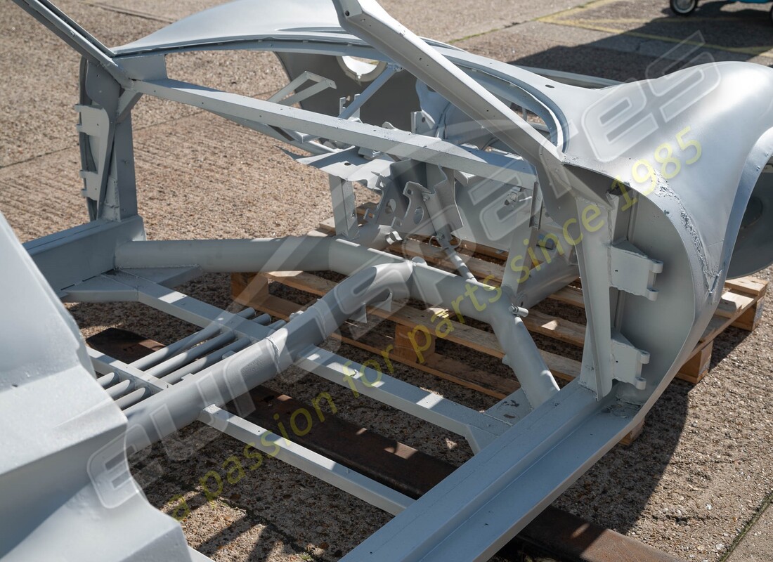 telaio e carrozzeria gts ferrari usati. numero parte 20277100 (5)