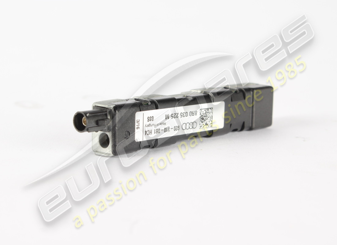 amplificatore d'antenna lamborghini usato. numero parte 8r0035225m (2)