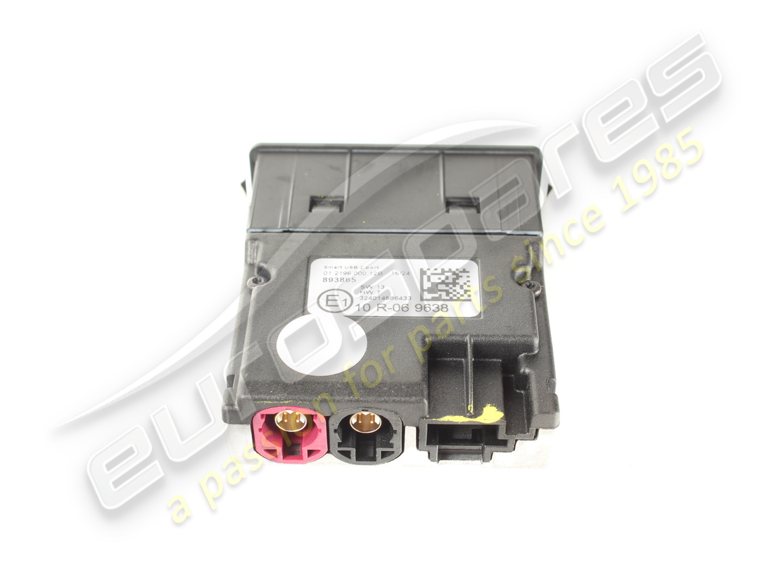 usato ferrari smart usb 2 port_liv e. numero parte 893865 (2)