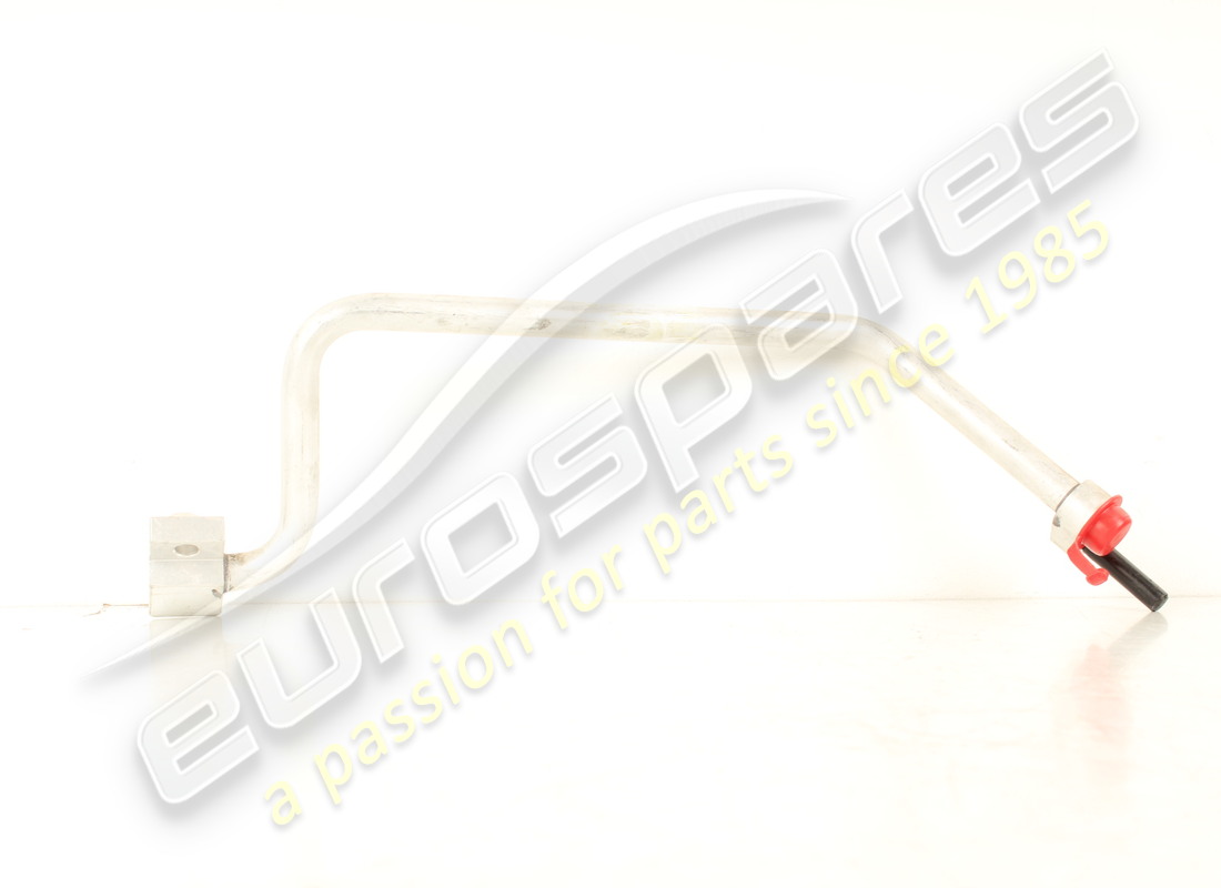 nuovo tubo maserati dal raccordo 2 al compres. numero parte 67813600 (1)