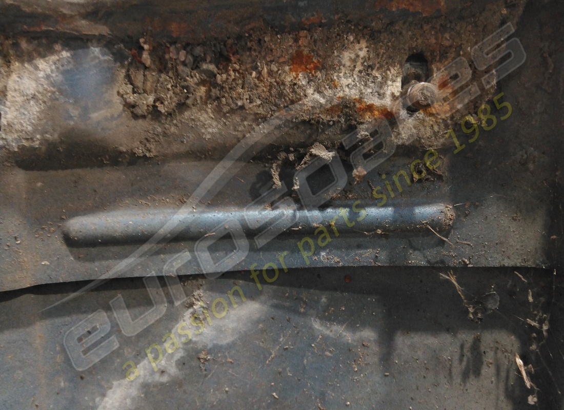 pannello di copertura soglia sx usato ferrari. numero parte 63145500 (3)