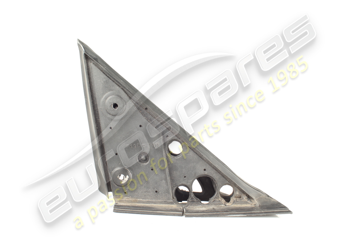 guarnizione specchio esterno dx usata ferrari. numero parte 65675800 (2)