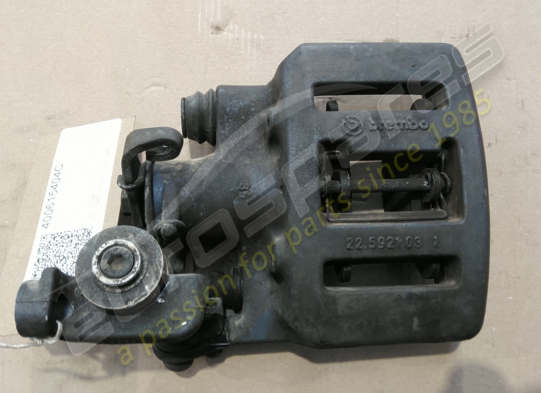 PINZA FRENO A MANO DESTRA Lamborghini USATA. NUMERO PARTE 400615404C (1)