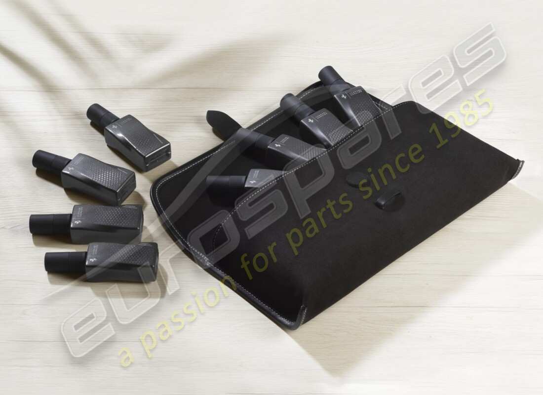 nuovo ferrari cura dell'auto kit touring. numero parte 70005132 (1)