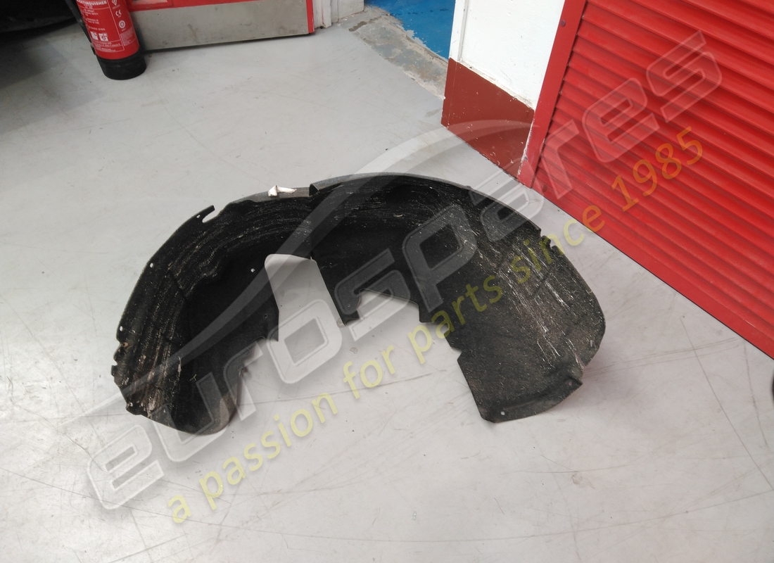USATA Maserati PROTEZIONE DEL TIMONE POSTERIORE DX. NUMERO PARTE 670038155 (1)