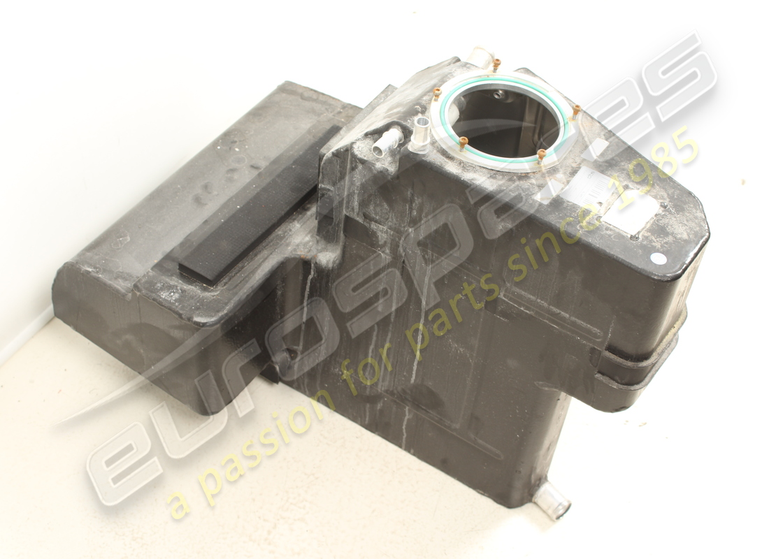 serbatoio carburante dx usato lamborghini. numero parte 470201022h (2)