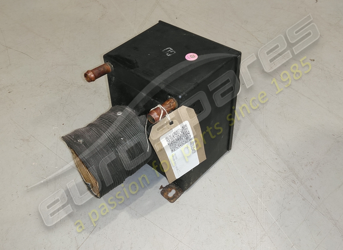 USATO Ferrari SCATOLA RISCALDATORE DX RHD . NUMERO PARTE 40335408 (1)