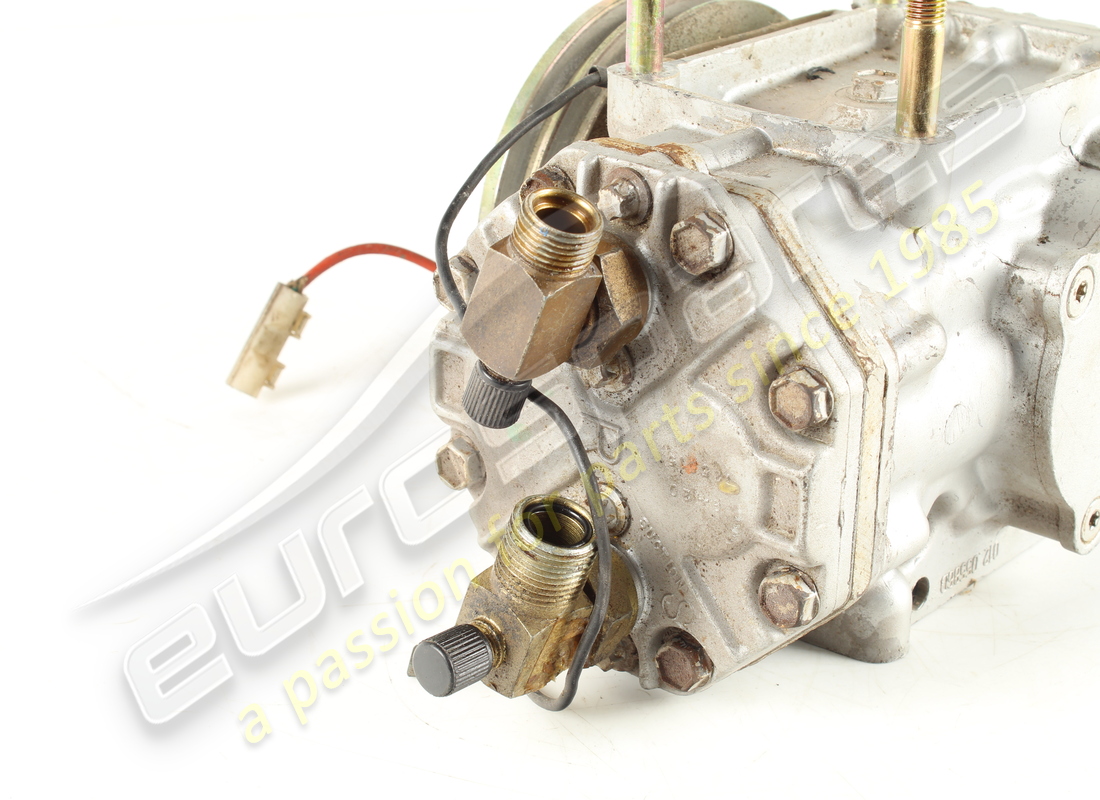 compressore a/c ferrari usato (tipo filettato). numero parte 111222 (5)