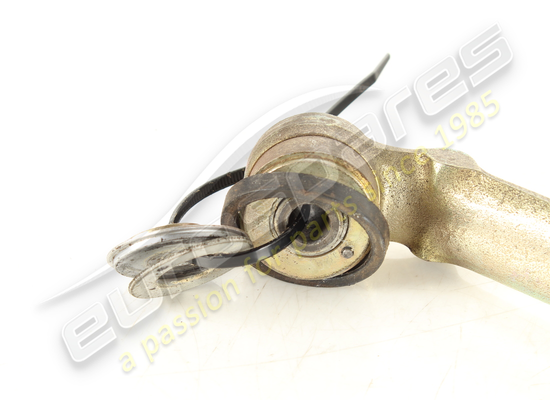 braccio superiore sx usato ferrari. numero parte 125681 (2)