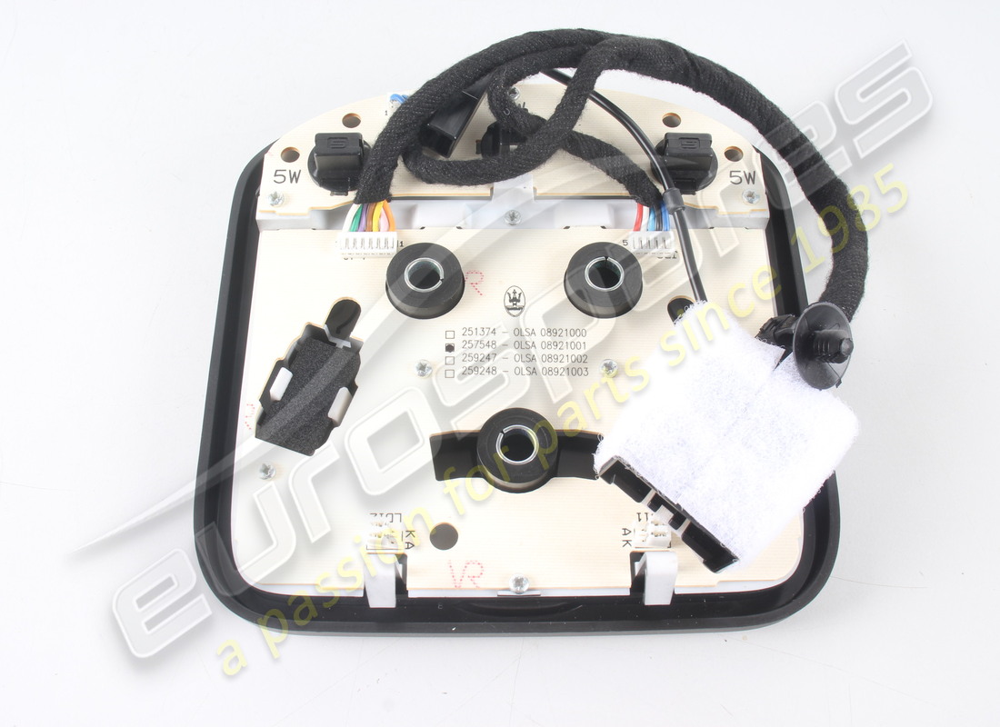 NUOVO (ALTRO) MASERATI LAMPADA A CUPOLA. NUMERO PARTE 257548 (6) nuovo (altro) maserati lampada a cupola. numero parte 257548 (6)