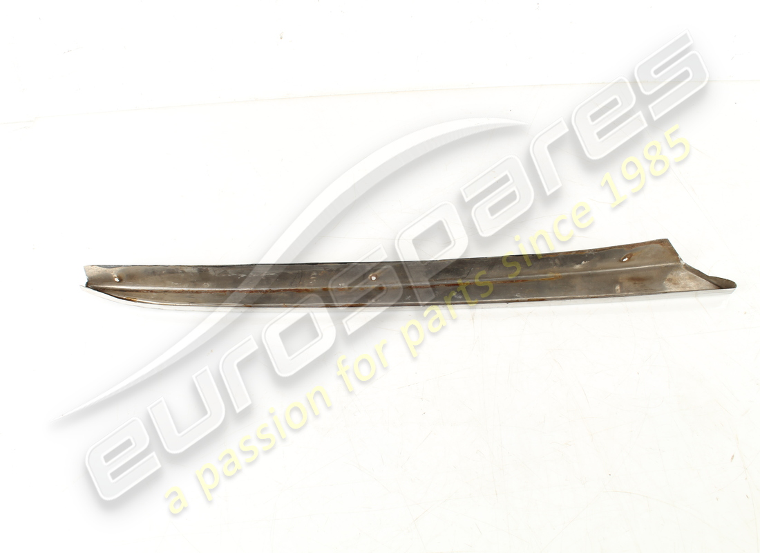 MODANATURA GOCCIOLATOIO SX USATA Ferrari. NUMERO PARTE 2554402308 (1)