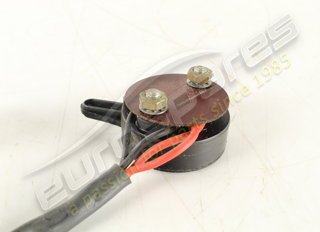 INTERRUTTORE FERRARI USATO. NUMERO PARTE 118277 (2) interruttore ferrari usato. numero parte 118277 (2)