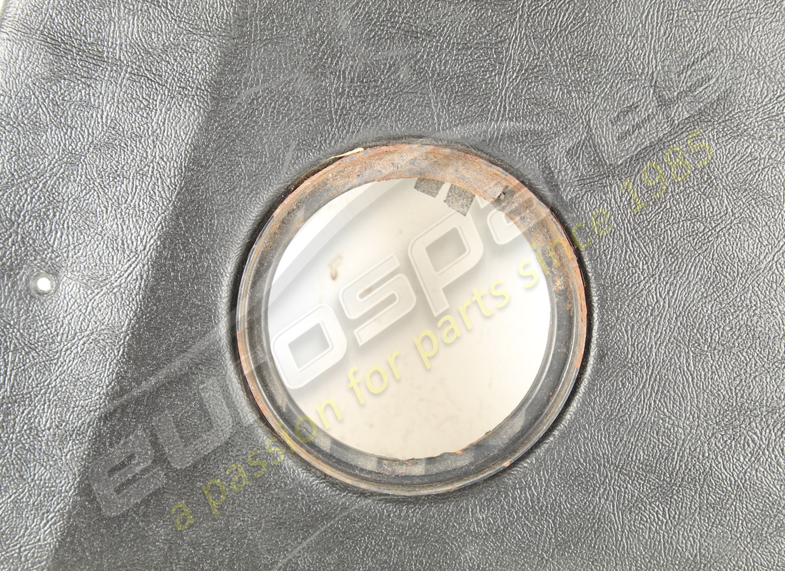 usato ferrari tappeto presa aria lato destro lhd numero parte 2556220600 (3)