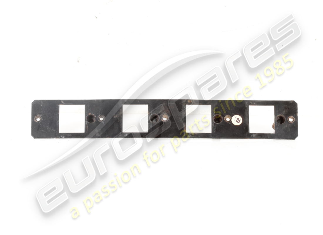PIASTRA DI FISSAGGIO COMPLETA PER BOLLIRE Maserati USATA. NUMERO PARTE 578982700 (1)