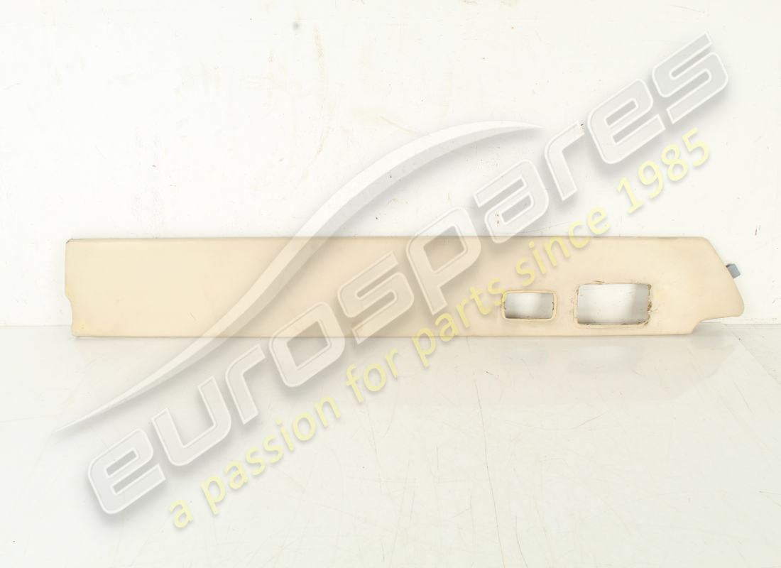 PANNELLO DESTRO USATO FERRARI NUMERO PARTE RHD 61926700 (1) pannello destro usato ferrari numero parte rhd 61926700 (1)