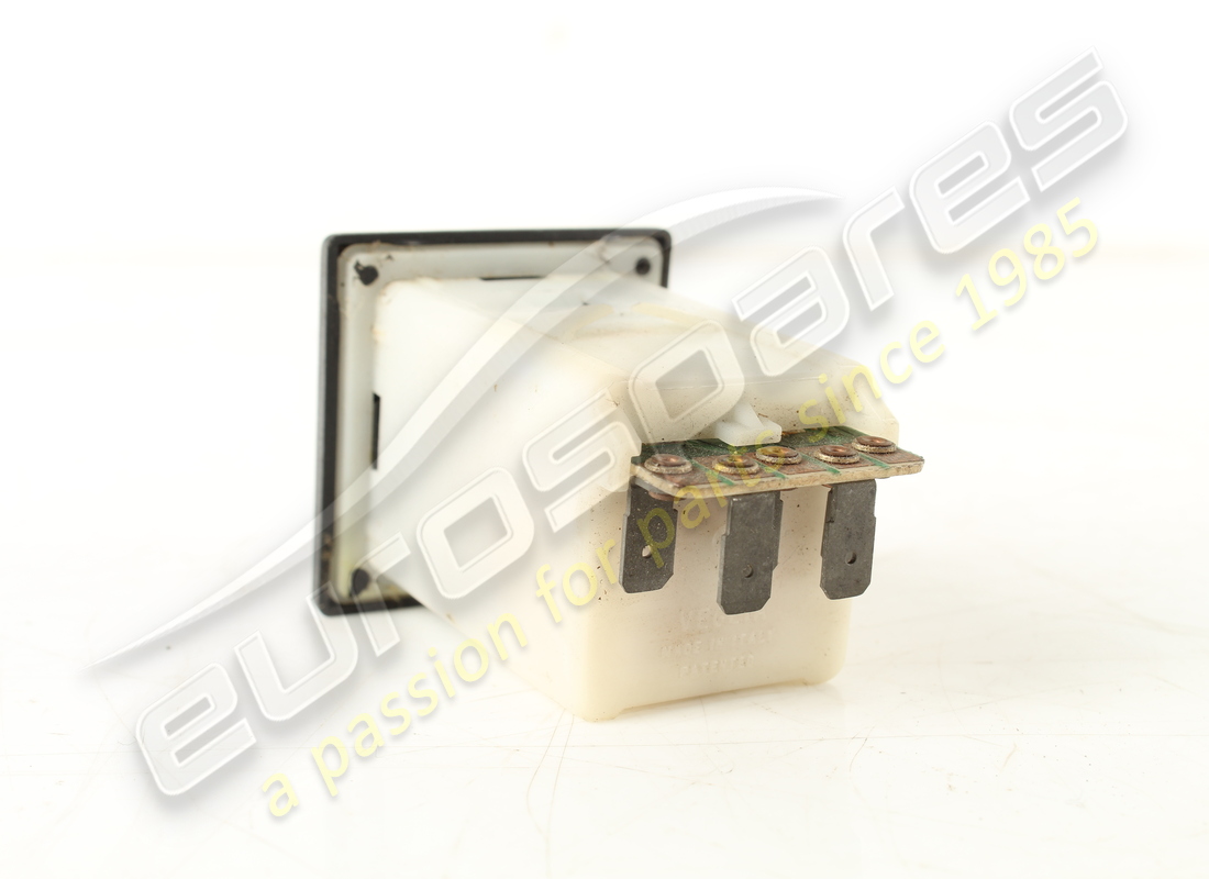 interruttore cofano usato ferrari. numero parte 2578089210 (4)