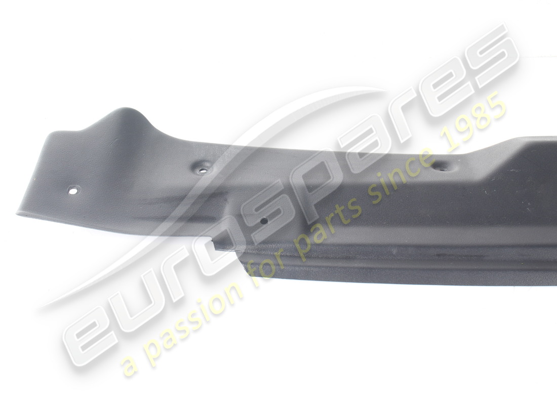 rivestimento interno usato maserati. numero parte 384700140 (2)