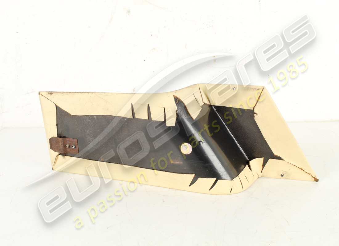 usato ferrari modanatura destra. numero parte 61163200 (2)