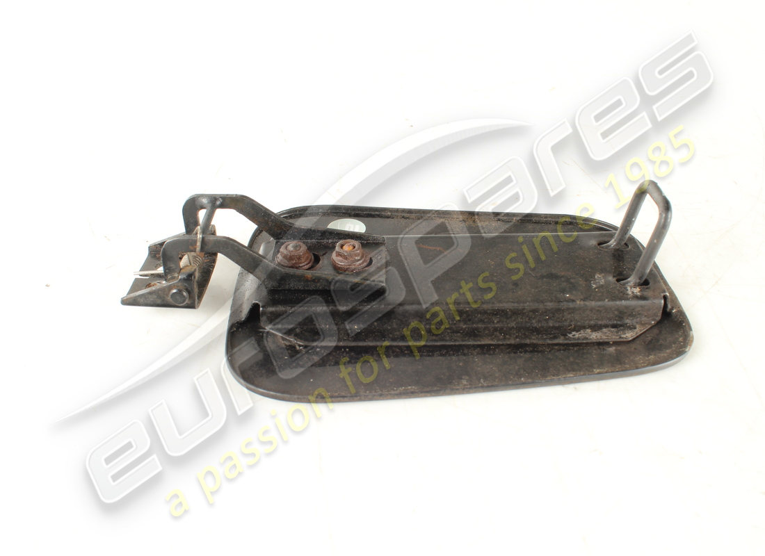 maserati sportello carburante usato. numero parte 382501050 (2)